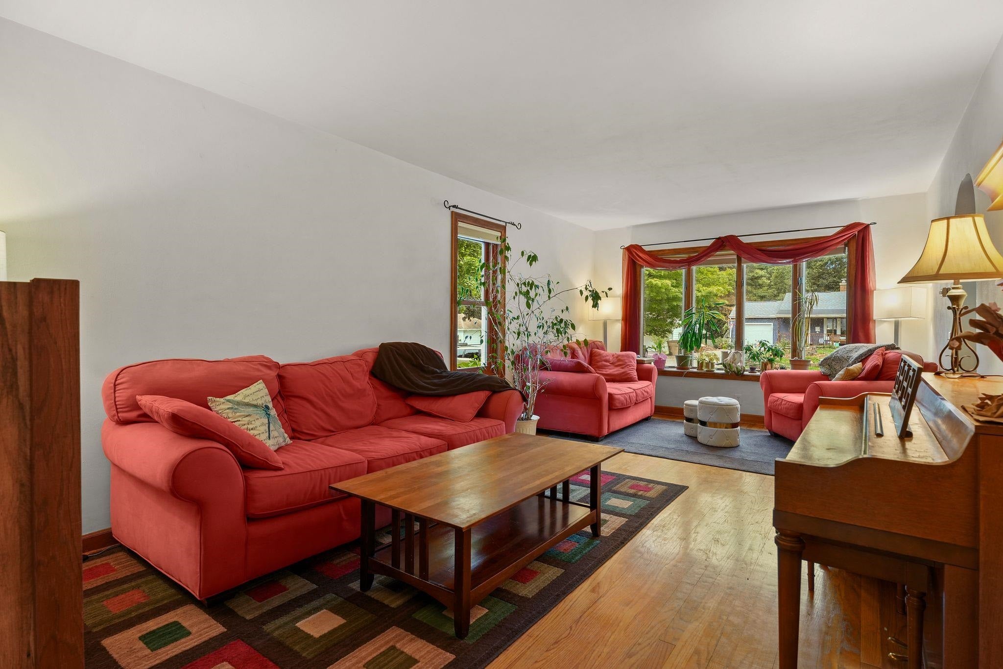 1650 Mayfield Lane