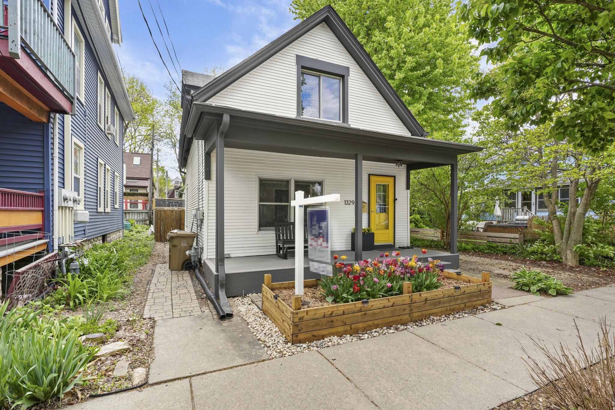 1329 Dewey Court