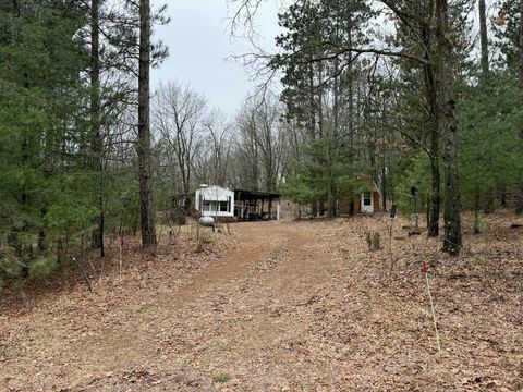 Photo of 2829 4th Avenue, Oxford, WI 53952 (MLS # 2019945)