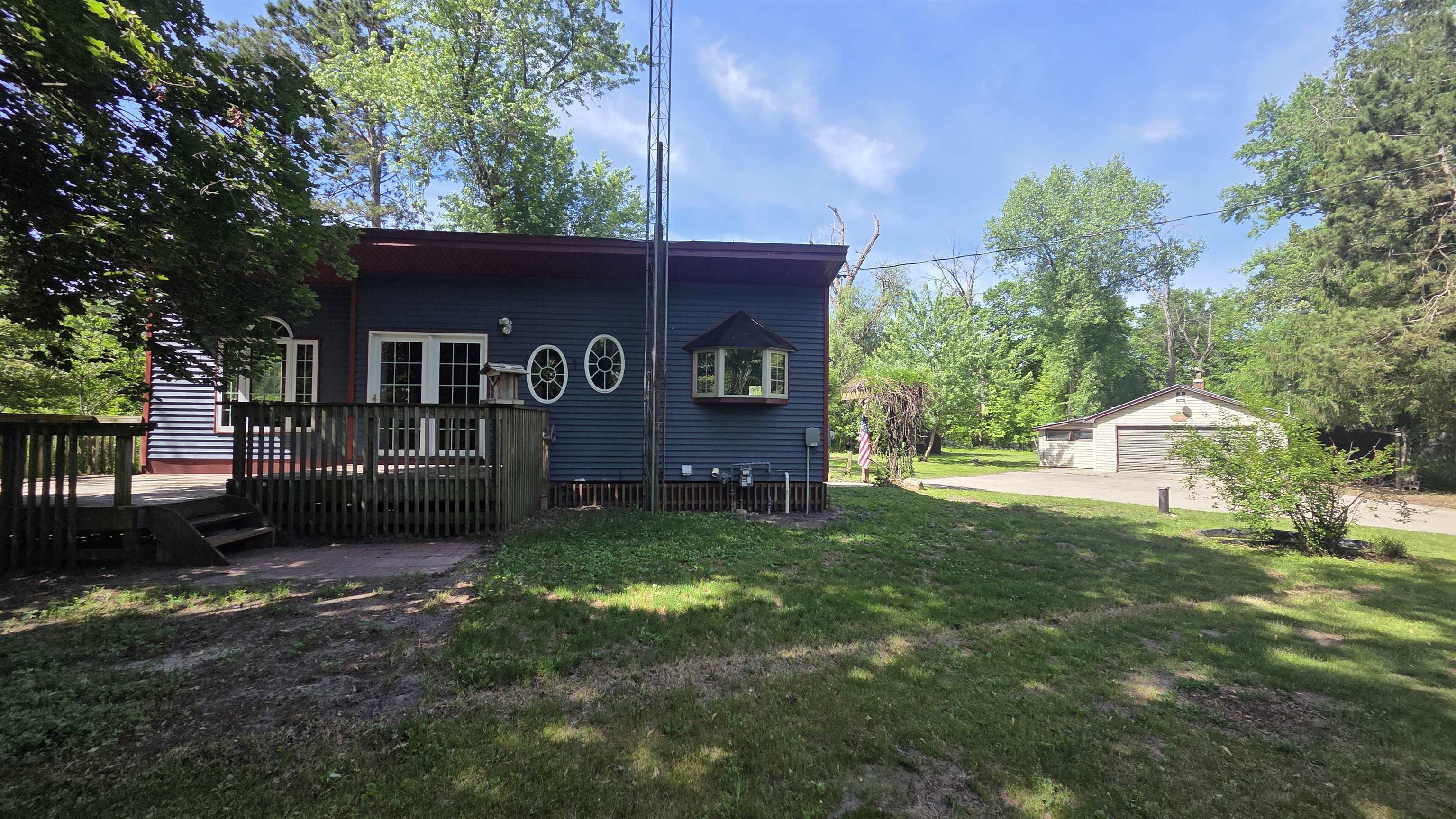 6522 N Middle Street