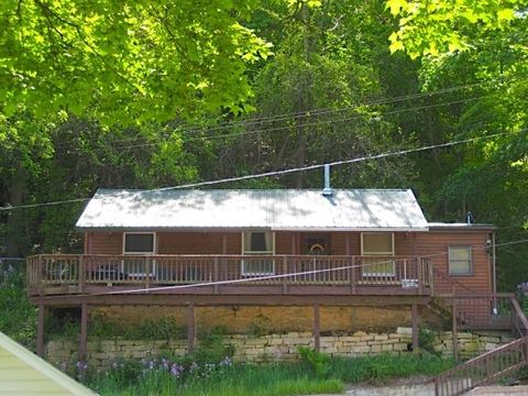 Photo of 613 C Street, McGregor, IA 52157 (MLS # 2023890)
