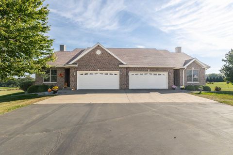Photo of 12168 Tama Run Lane, Darlington, WI 53530 (MLS # 2010256)