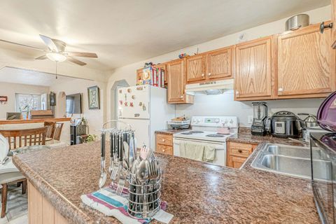 Tiny photo for 1802-1806 LOFTSGORDON Avenue, Madison, WI 53704 (MLS # 2012400)