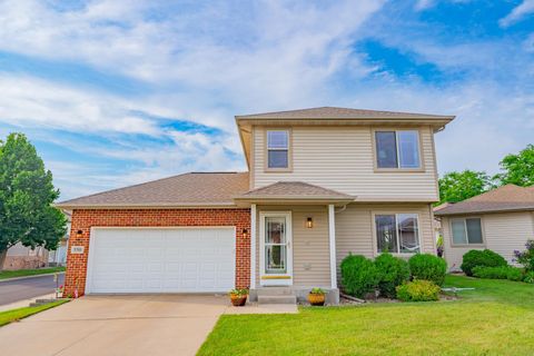 Photo of 550 Lexington Drive, Oregon, WI 53575 (MLS # 2009927)