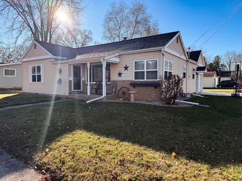 Photo of 402 Eldred Street, Mazomanie, WI 53560 (MLS # 2012631)