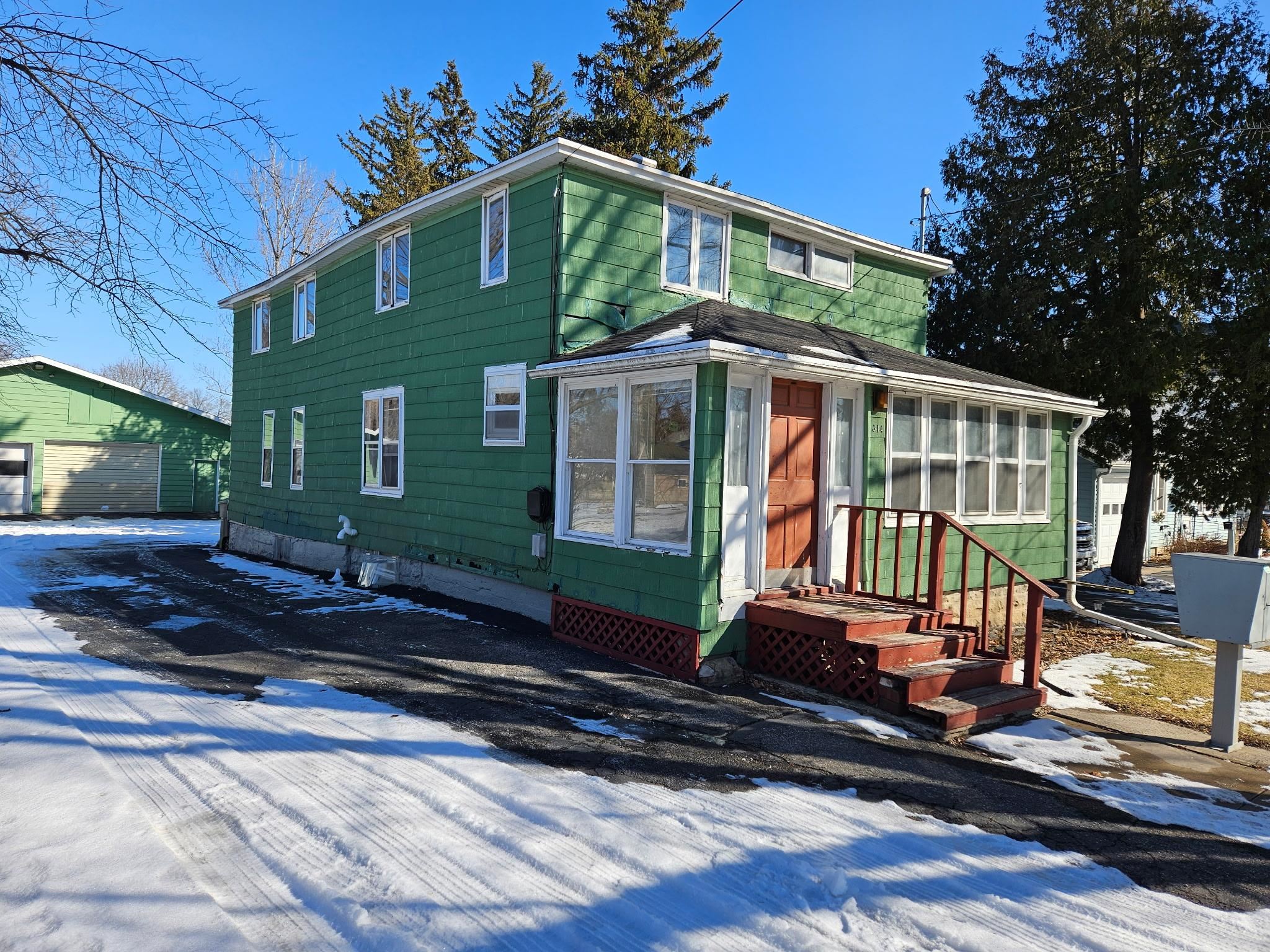 Photo 1 of 17 — 314 E FOND DU LAC Street, Ripon, WI 54971
