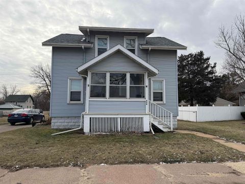 Photo of 628 Booster Boulevard, Reedsburg, WI 53959 (MLS # 2014972)