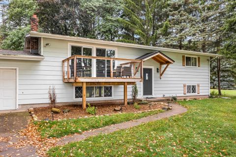 Tiny photo for W3141 Bay Road, Green Lake, WI 54941 (MLS # 2009157)
