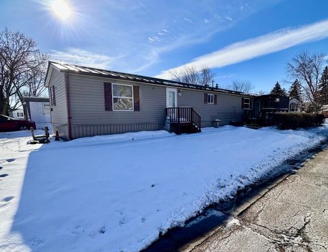 Photo of 1513 Indigo Drive, Oshkosh, WI 54902 (MLS # 2017834)
