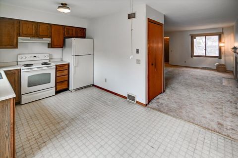 Tiny photo for 931 S Gammon Road, Madison, WI 53719 (MLS # 2012489)