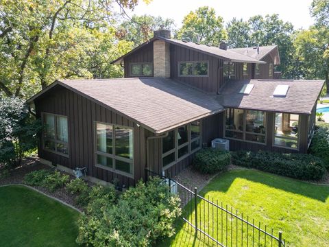Photo of 2329 Summit Drive, Janesville, WI 53548 (MLS # 2008983)