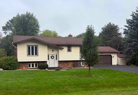 Photo of 2767 Star Crest Trail, Sun Prairie, WI 53590 (MLS # 2031045)