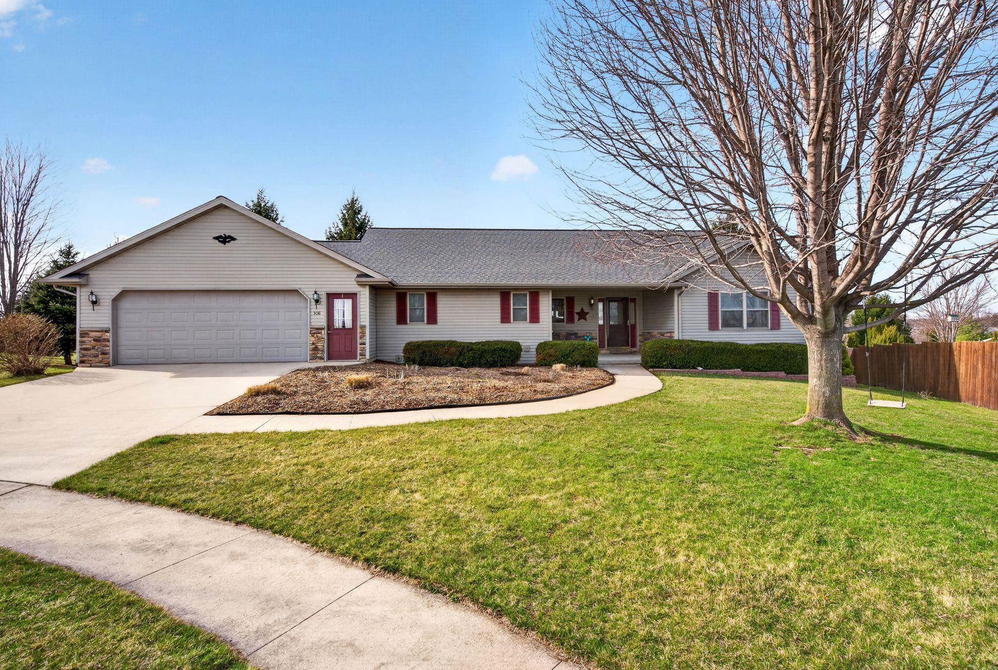 Photo 1 of 39 — 106 PARKVIEW Drive, Eden, WI 53019