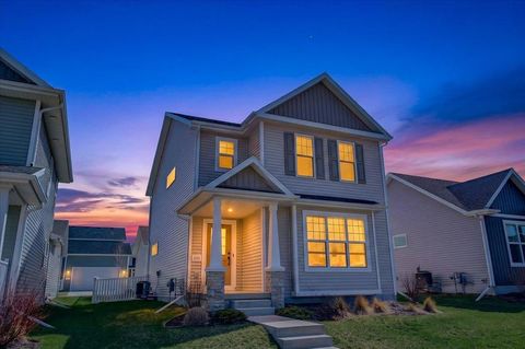 Photo of 1231 Early Twilight Way, Verona, WI 53593 (MLS # 2020693)