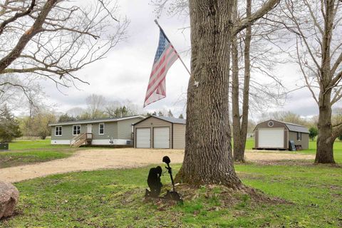 W5977 Lakeview Drive, Montello, WI 53949 - #: 1999254