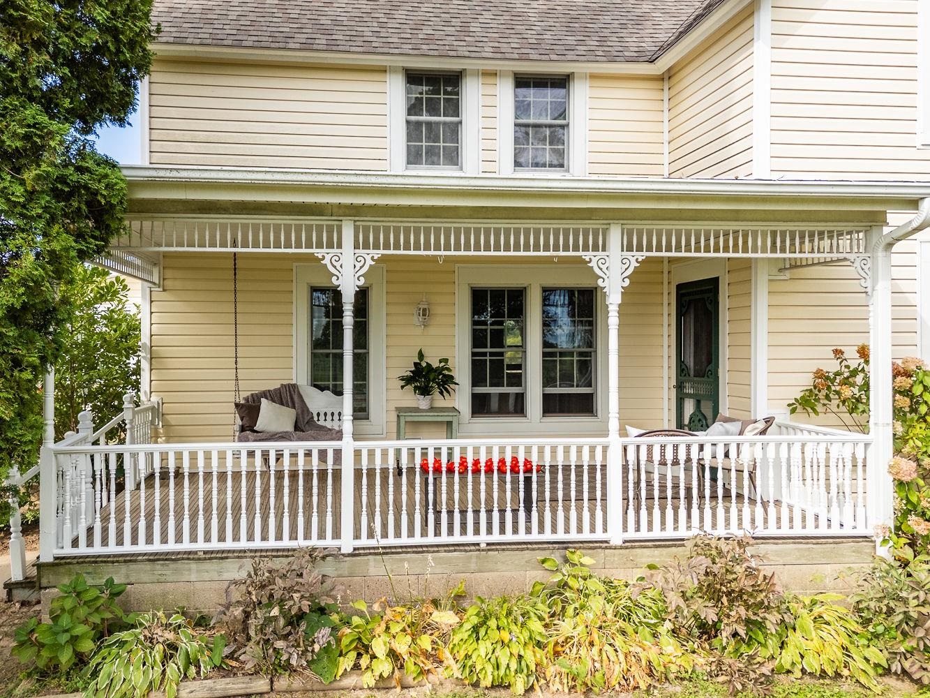 Wonewoc, Wisconsin 53968, United States, 3 Bedrooms Bedrooms, ,2 BathroomsBathrooms,Residential,Active,108444