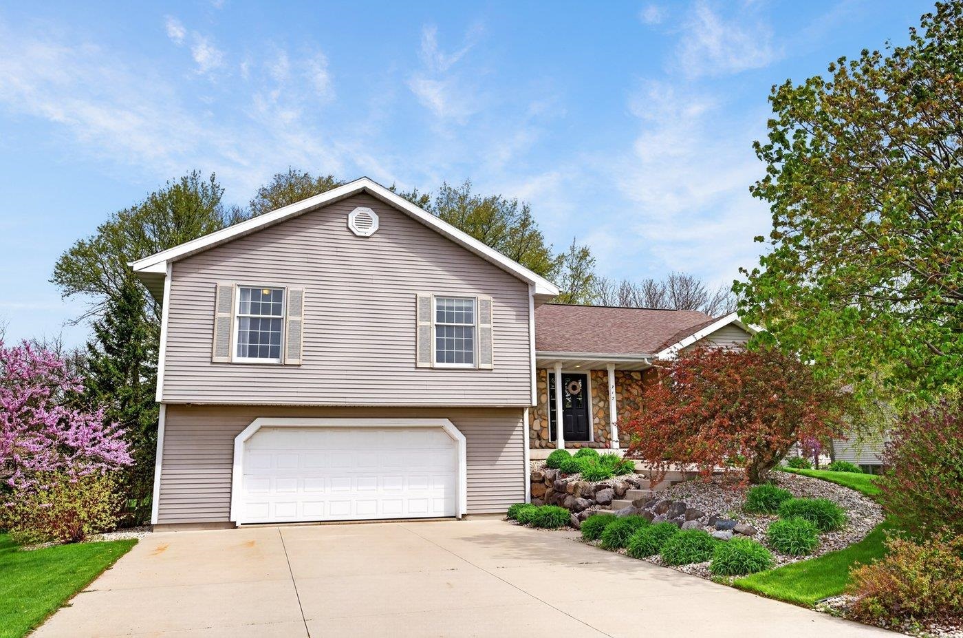 717 Avalon Road
