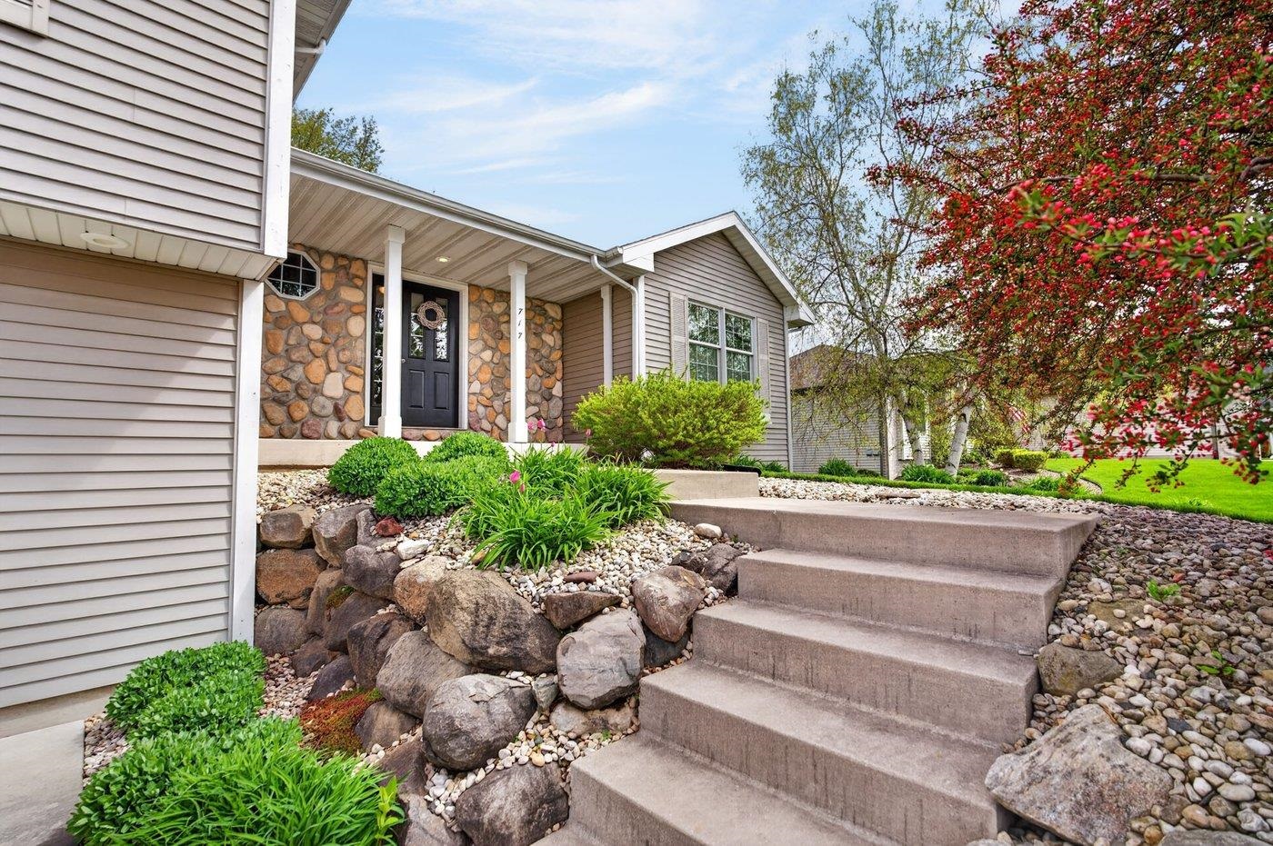 717 Avalon Road
