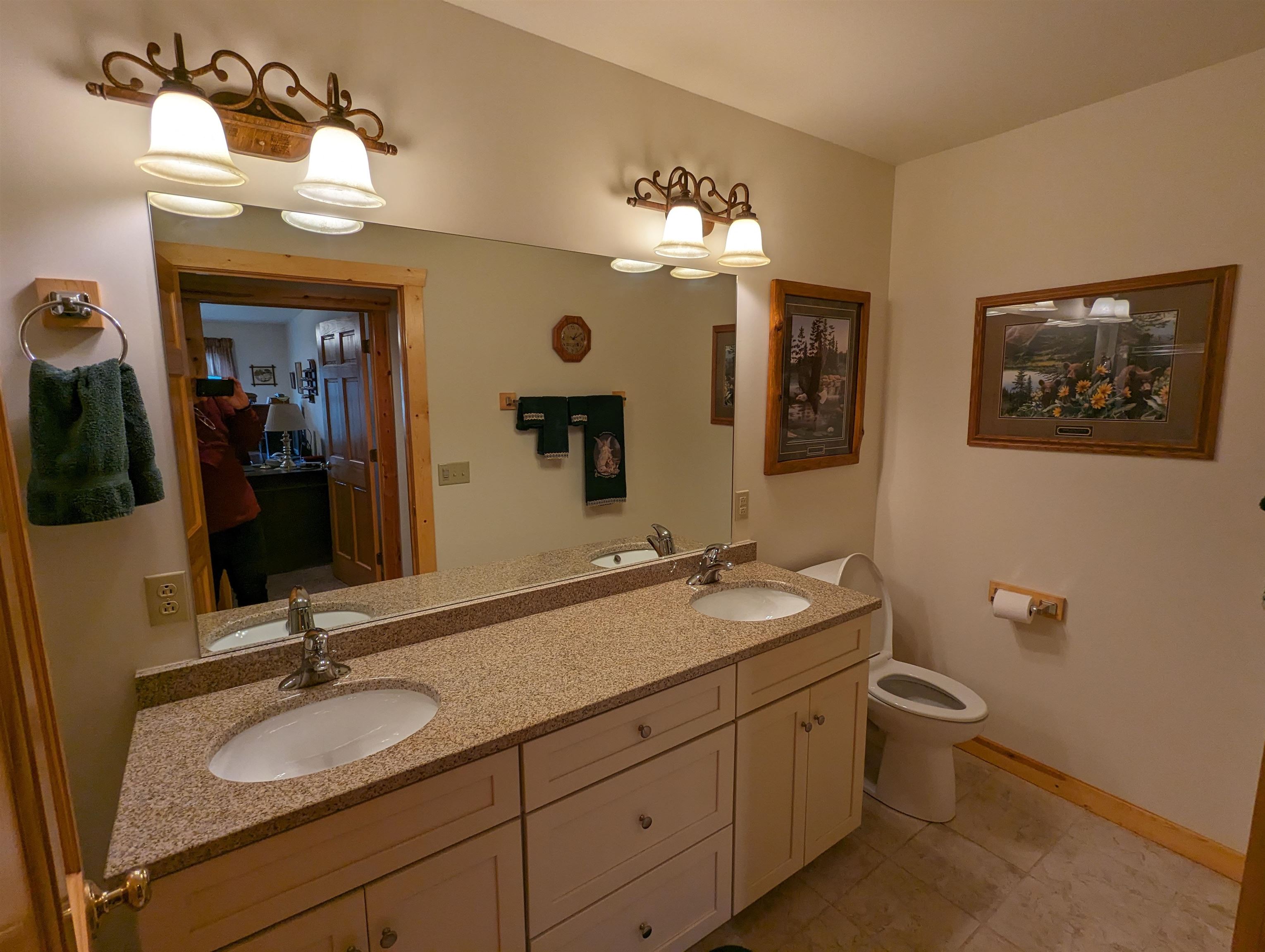 Wisconsin Dells, Wisconsin 53965, United States, 4 Bedrooms Bedrooms, ,3 BathroomsBathrooms,Residential,Pending,58624