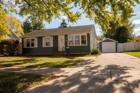 Photo of 1412 Craig Avenue, Janesville, WI 53545 (MLS # 2011385)