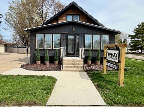 Photo of 1702 W Court Street, Janesville, WI 53548 (MLS # 2021292)