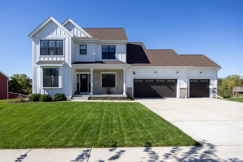 Photo of 421 Colt Drive, Belleville, WI 53508 (MLS # 2034276)