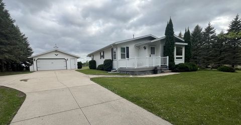 W853 Klondike Road Berlin WI 54923