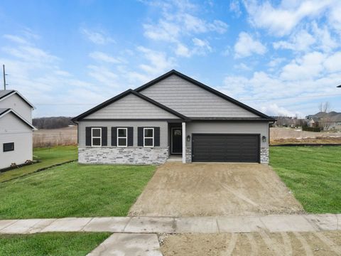 Photo of Lot 10 Hawks View Drive, Edgerton, WI 53534 (MLS # 2018967)
