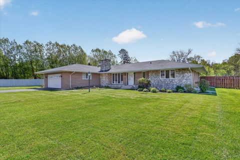Photo of 5138 E County Road S, Beloit, WI 53511 (MLS # 2021220)