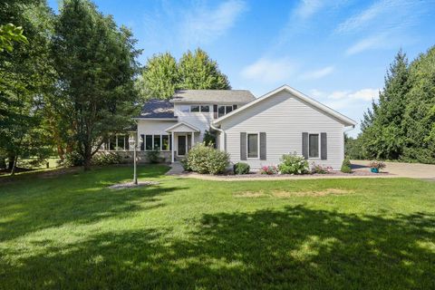 Photo of 7801 N Robert Drive, Evansville, WI 53536 (MLS # 2019803)