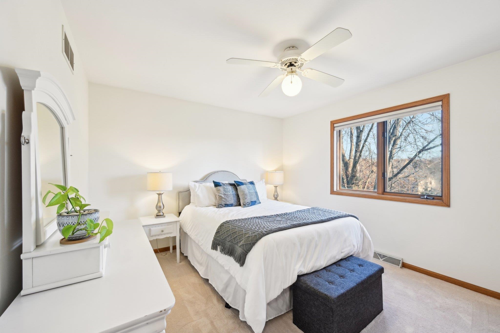 Madison, Wisconsin 53719, United States, 3 Bedrooms Bedrooms, ,4 BathroomsBathrooms,Residential,Pending,82875