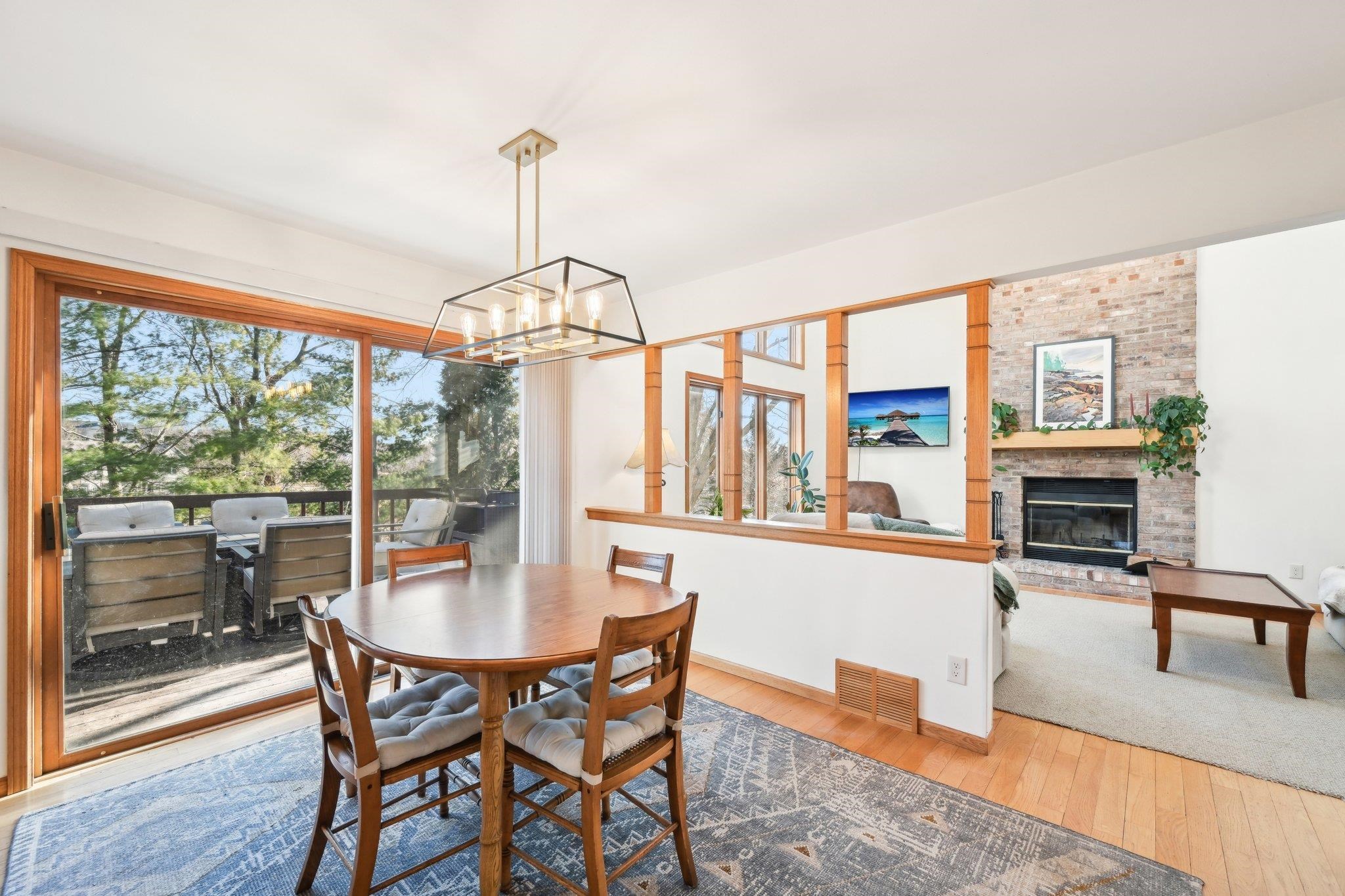 Madison, Wisconsin 53719, United States, 3 Bedrooms Bedrooms, ,4 BathroomsBathrooms,Residential,Pending,82875