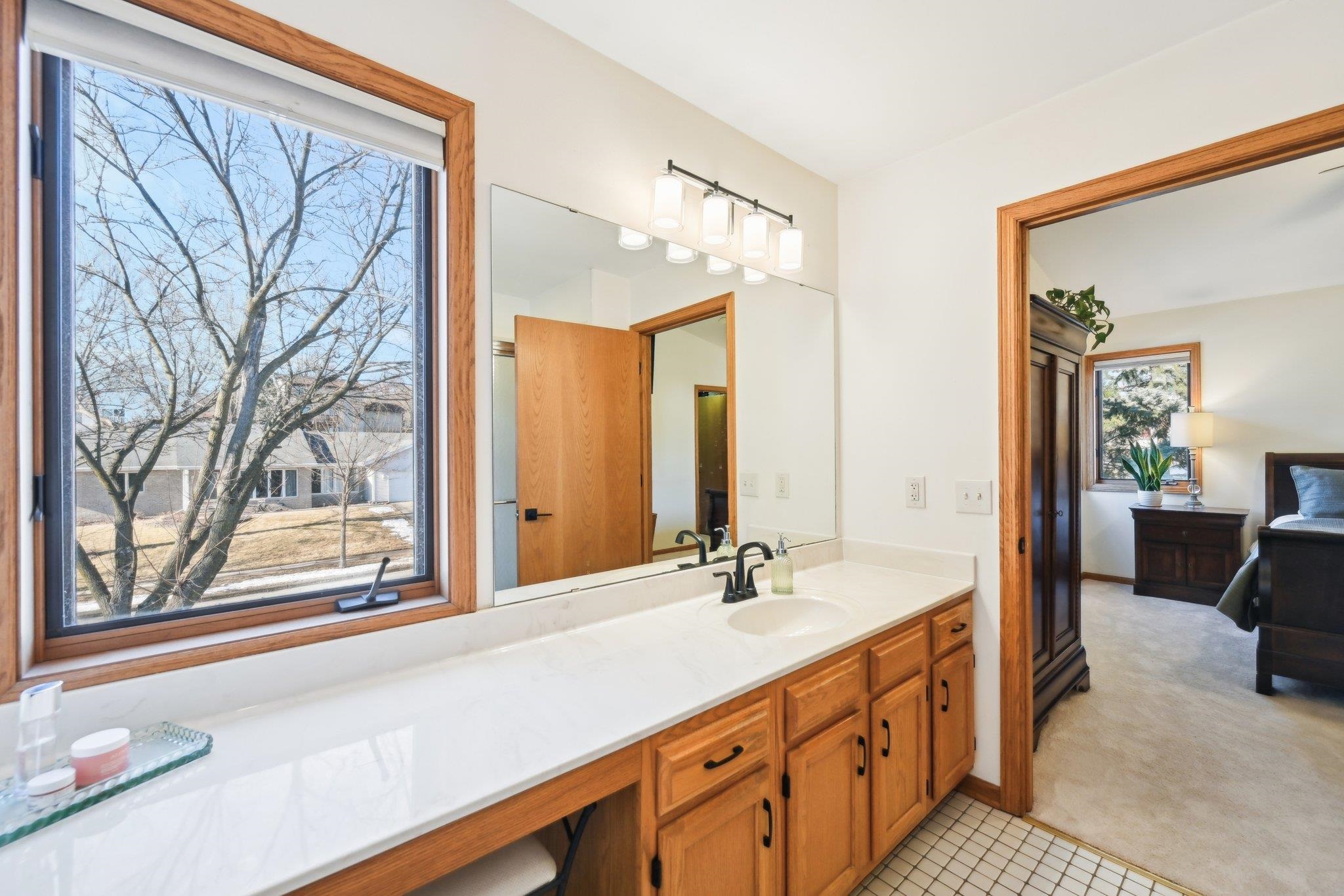 Madison, Wisconsin 53719, United States, 3 Bedrooms Bedrooms, ,4 BathroomsBathrooms,Residential,Pending,82875