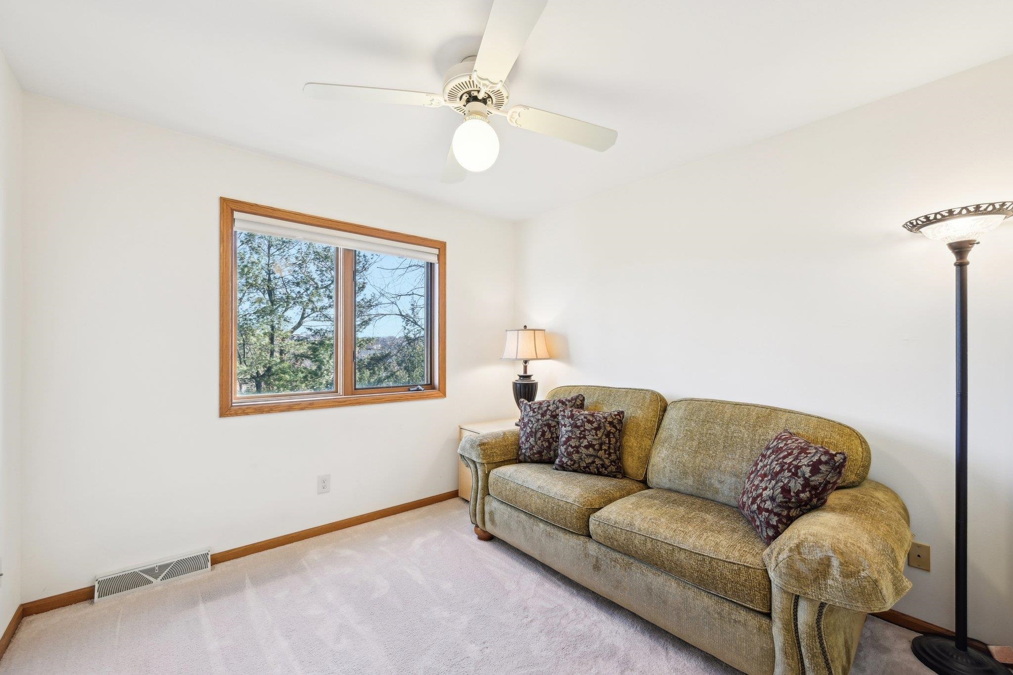 Madison, Wisconsin 53719, United States, 3 Bedrooms Bedrooms, ,4 BathroomsBathrooms,Residential,Pending,82875