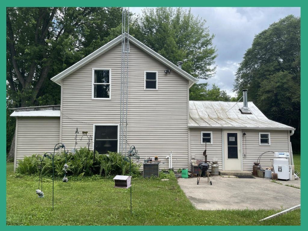 Photo 1 of 31 — N8600 5th Road, Westfield, WI 53964