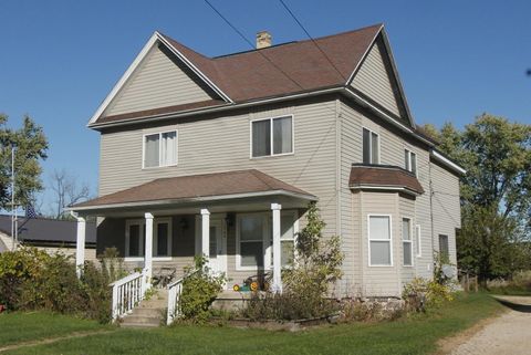 Photo of 136 Main Street, Montello, WI 53949 (MLS # 2010466) Photo of 136 Main Street, Montello, WI 53949 (MLS # 2010466)