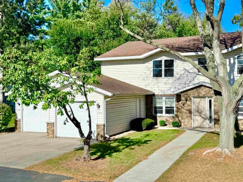Photo of 1213 N Forest Lane, Prairie du Sac, WI 53578 (MLS # 2035119)