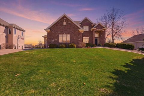 Photo of 656 Rinpoche Lane, Oregon, WI 53575 (MLS # 2020290)