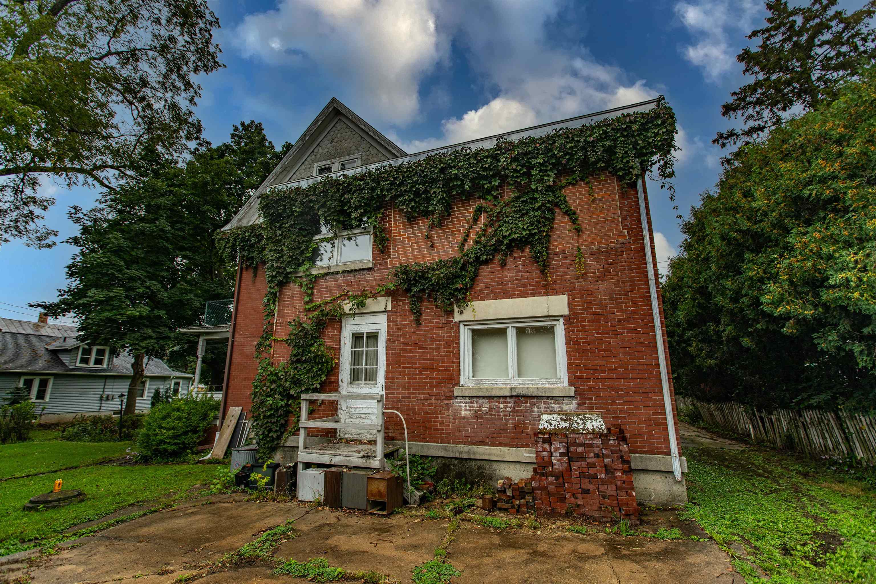 385 N 2nd Street