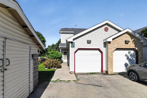 Photo of 952 Rockefeller Lane, Madison, WI 53704 (MLS # 2033436)