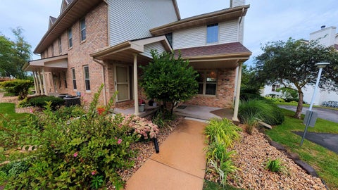 Photo of 6916 Tottenham Road, Madison, WI 53711 (MLS # 2032428)
