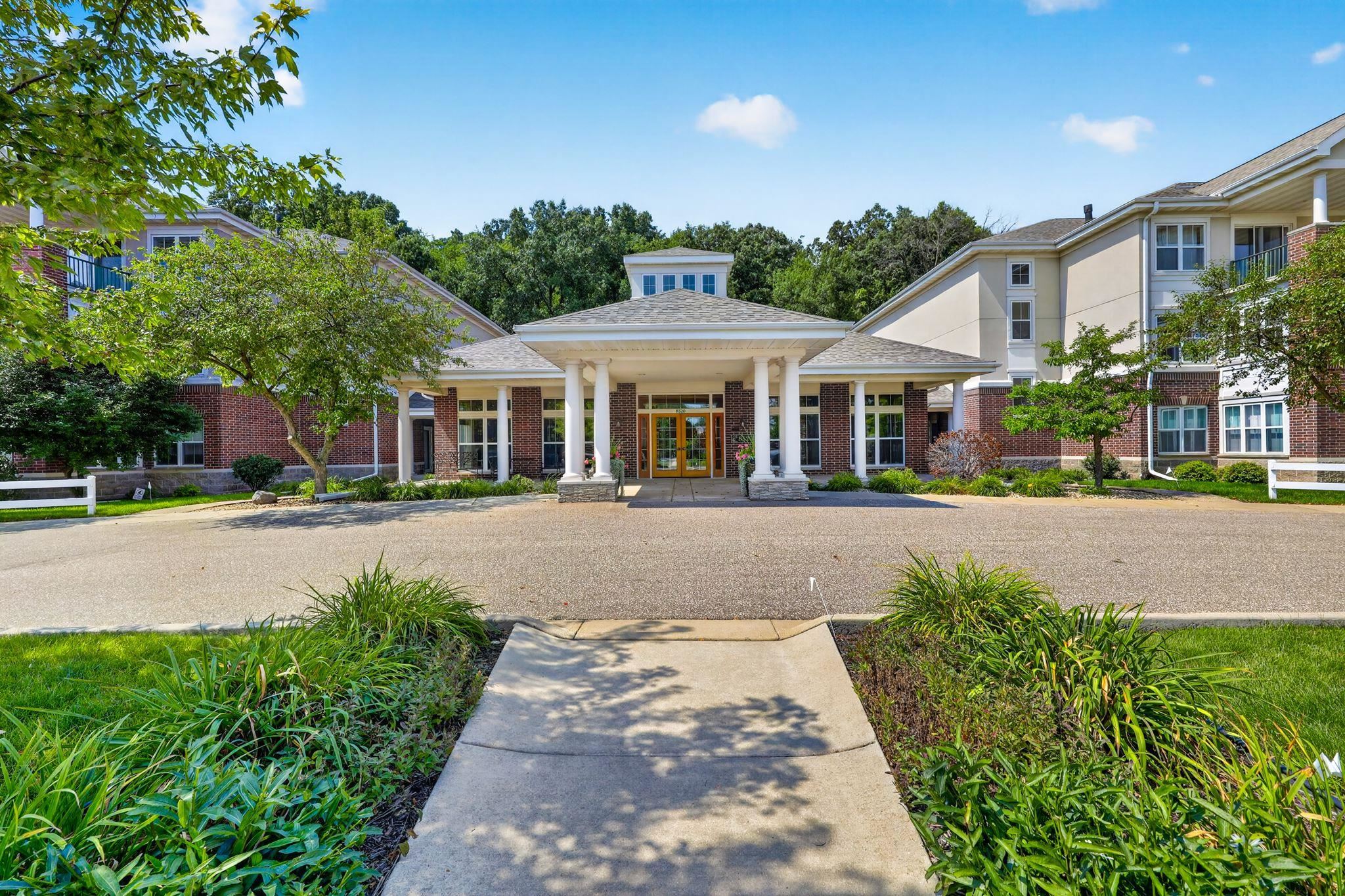 8510 Greenway Boulevard 104