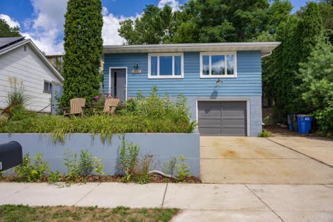Photo of 1021 W Conant Street, Portage, WI 53901 (MLS # 2030951)