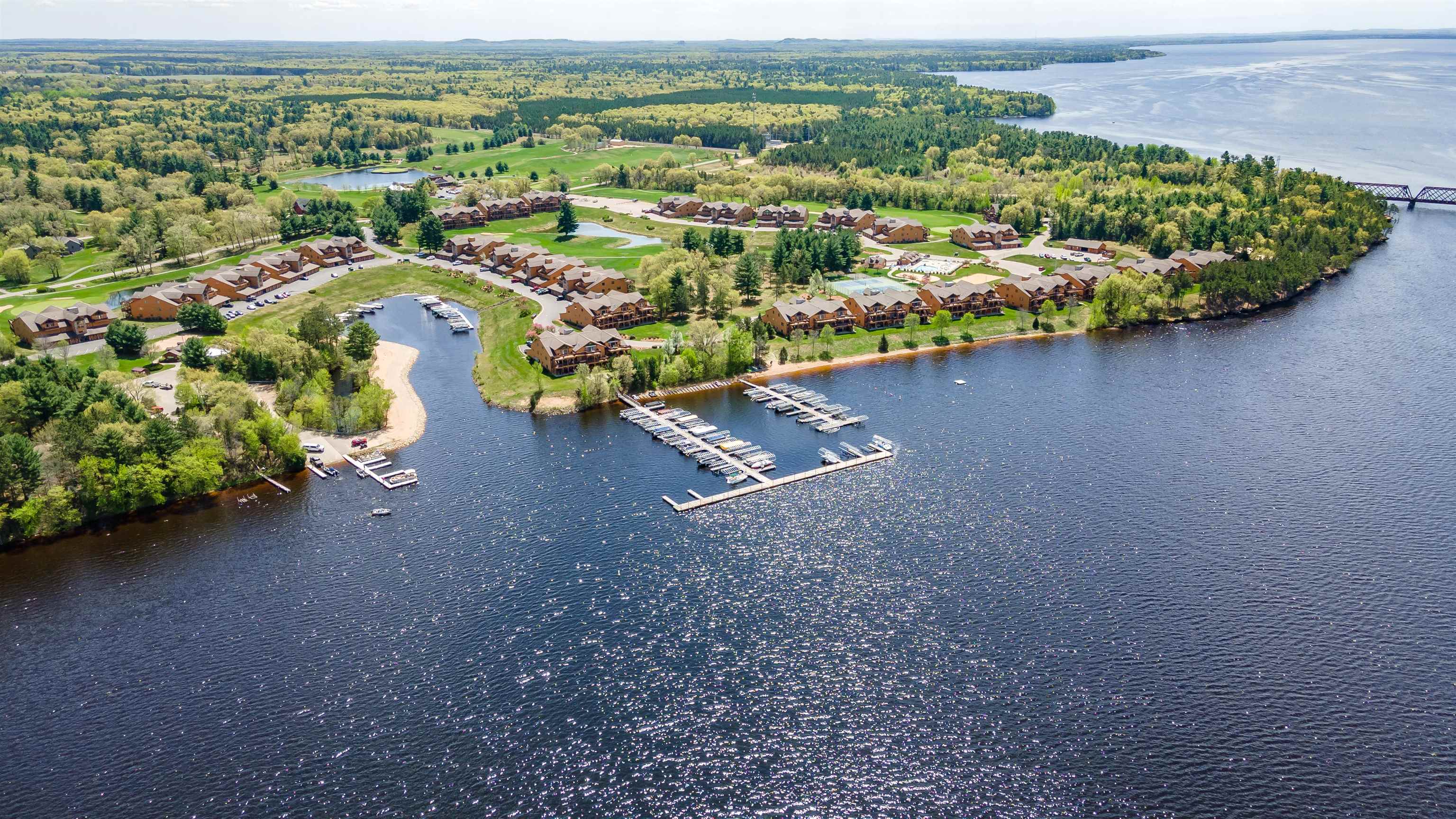 1839-6 20th Boulevard 0206