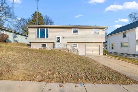Photo of 318 Scott Street, Cambria, WI 53923 (MLS # 2016651)