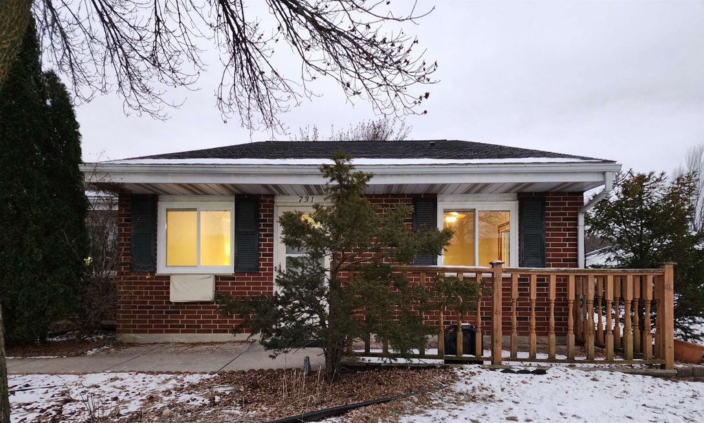 Photo for 731 Kottke Drive, Madison, WI 53719 (MLS # 1991968)