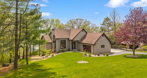 Photo of W10725 Wildwood Way, Poynette, WI 53955 (MLS # 2023086)