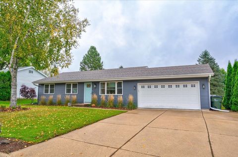 Photo of 2610 S Elmwood Circle, Cross Plains, WI 53528 (MLS # 2010502)