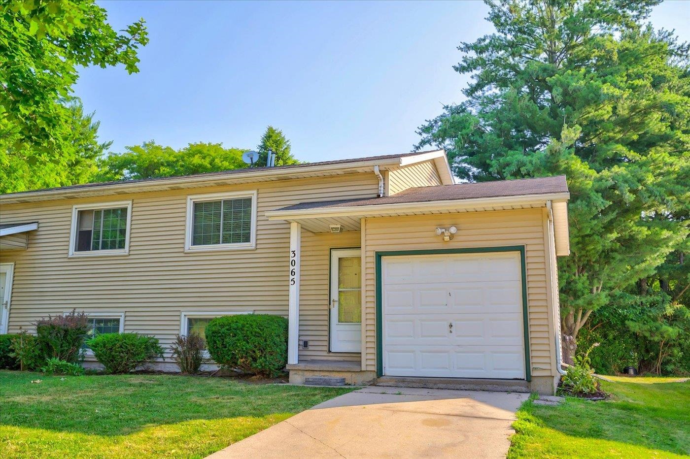 3065 Cimarron Trail