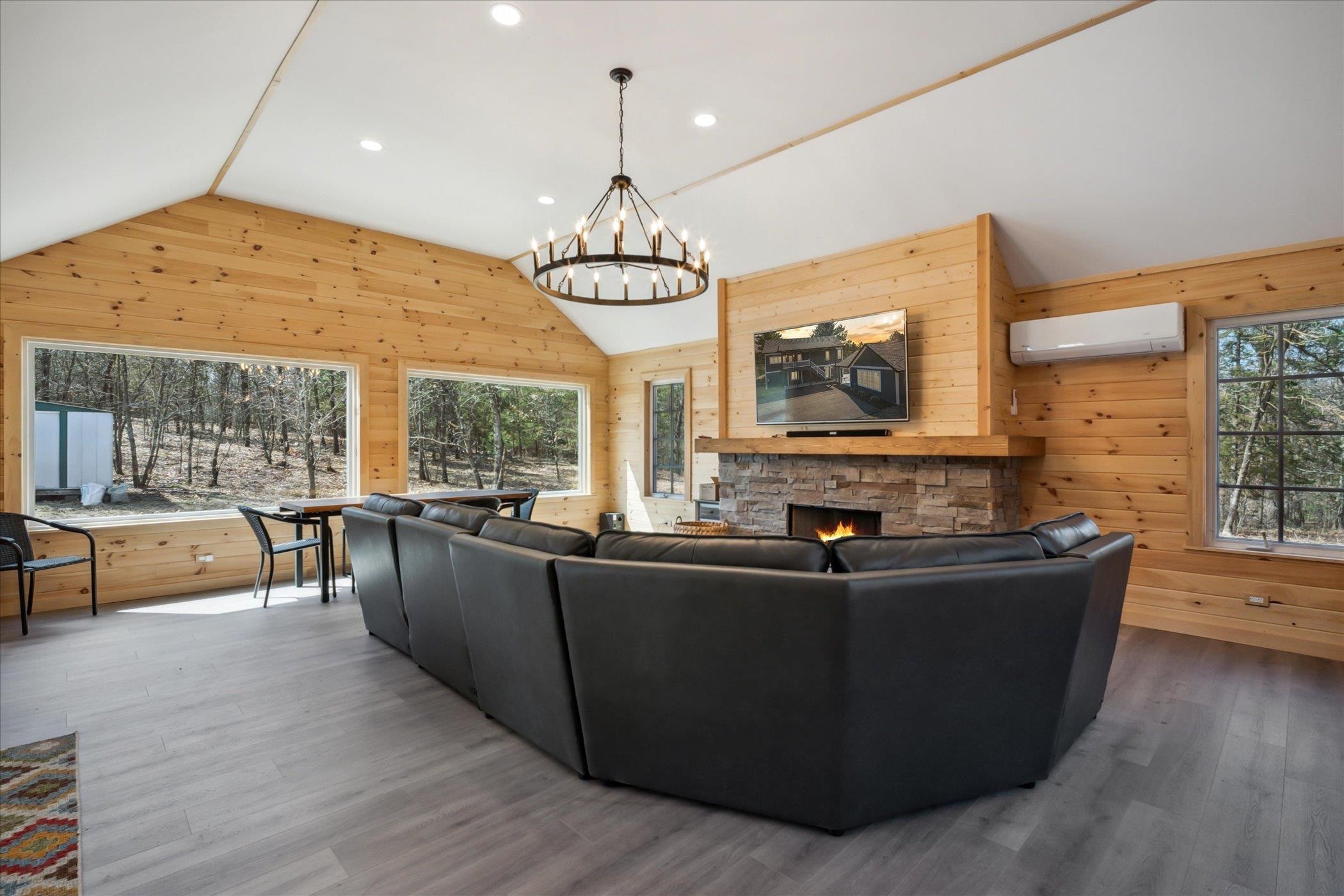 Friendship, Wisconsin 53934, United States, 4 Bedrooms Bedrooms, ,3 BathroomsBathrooms,Residential,Active,115556